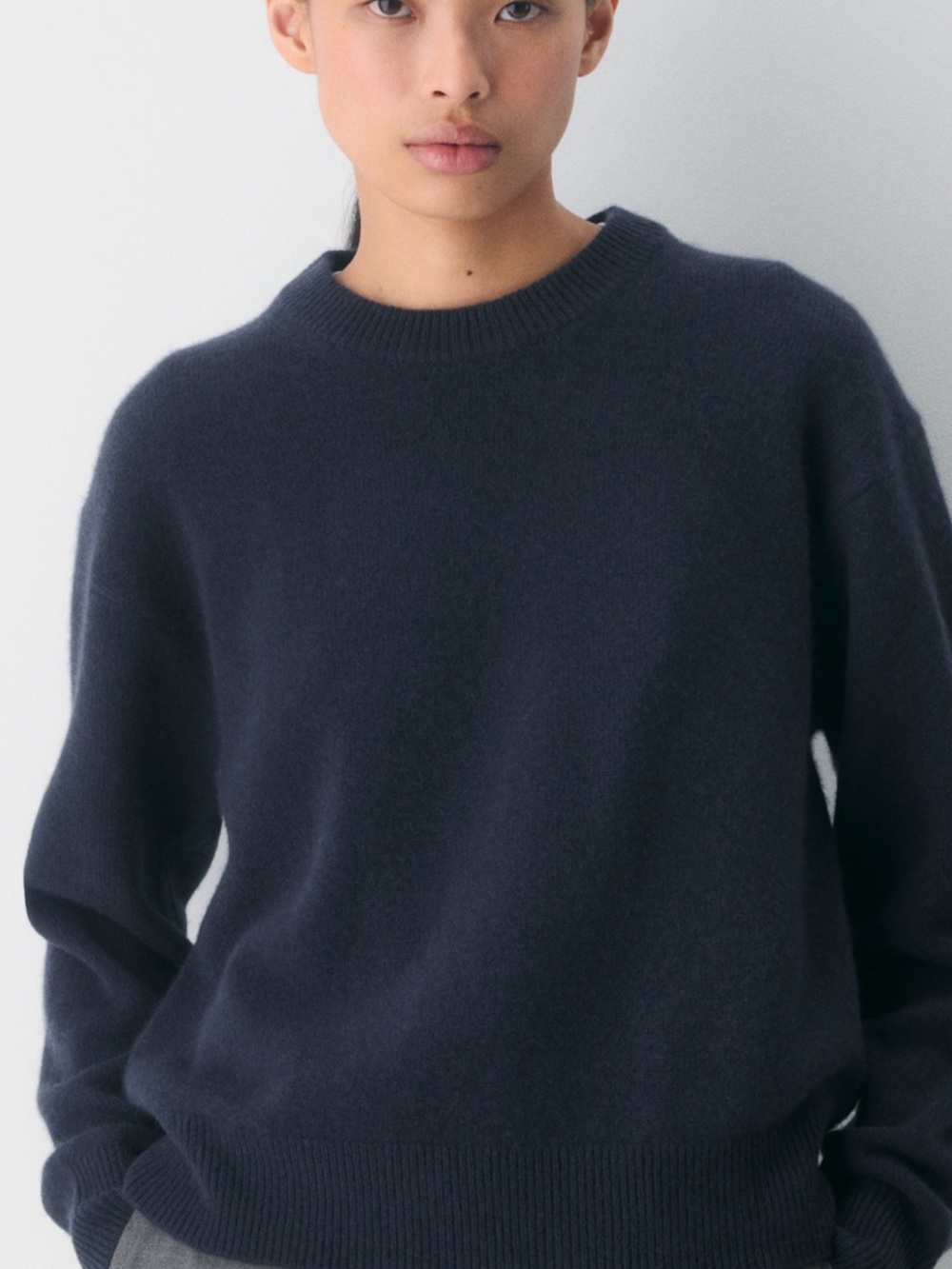 Aritzia cashmere sweater